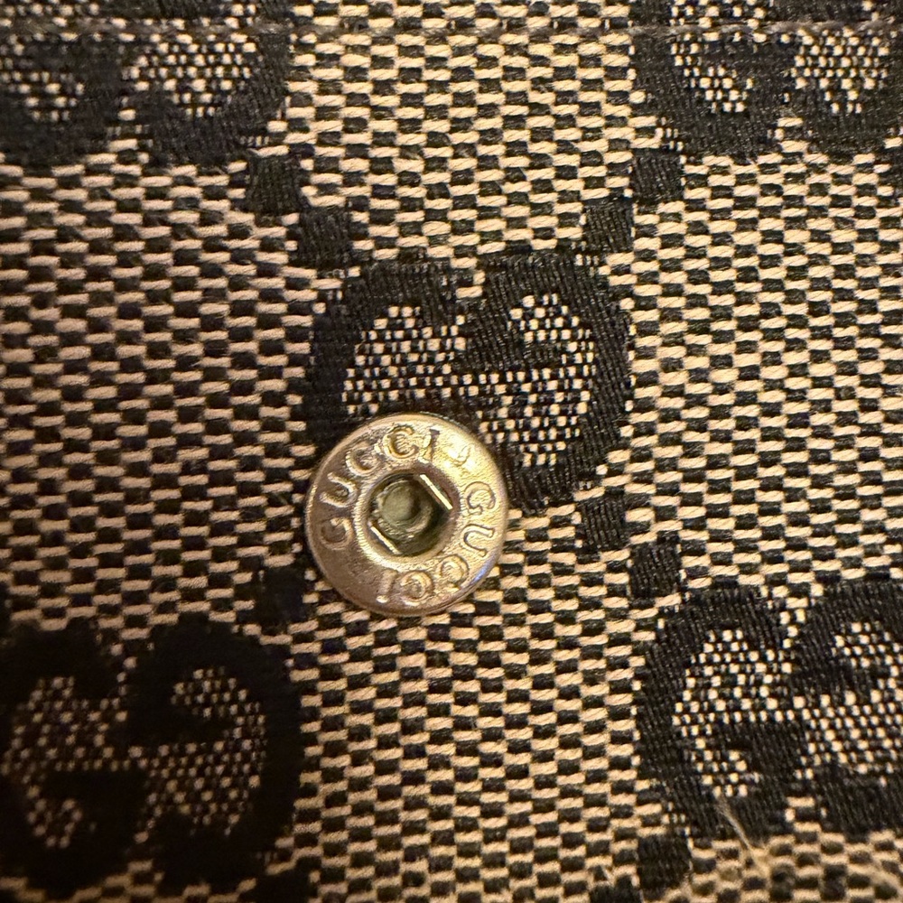 Gucci Beige and Black Monogram with Gold Hardware Wallet - Picture 6 of 11
